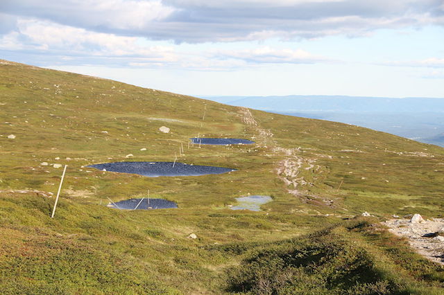 Bjoertvedt, Wikimedia Commons Kettle Pond